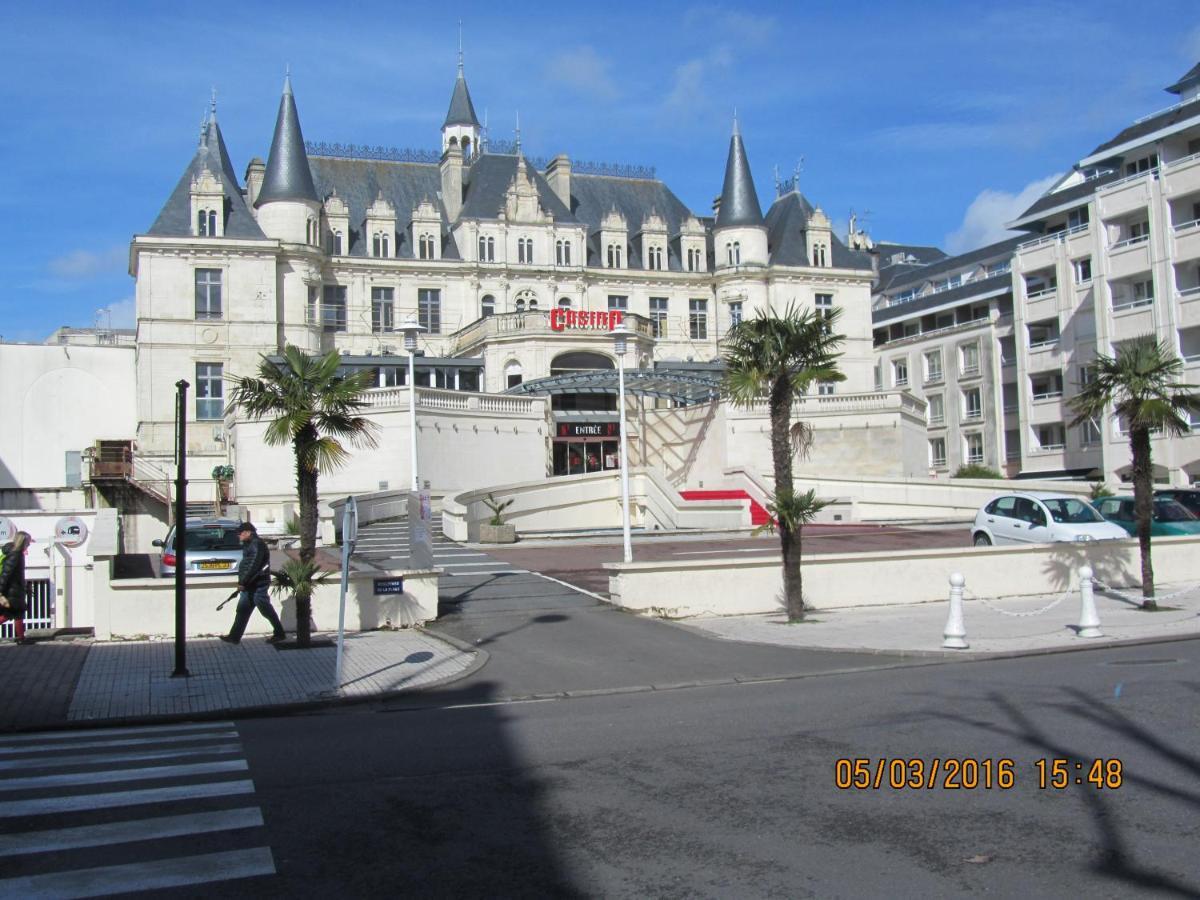 Studio En Centre Ville, Place De Parking Privee 阿卡雄 外观 照片